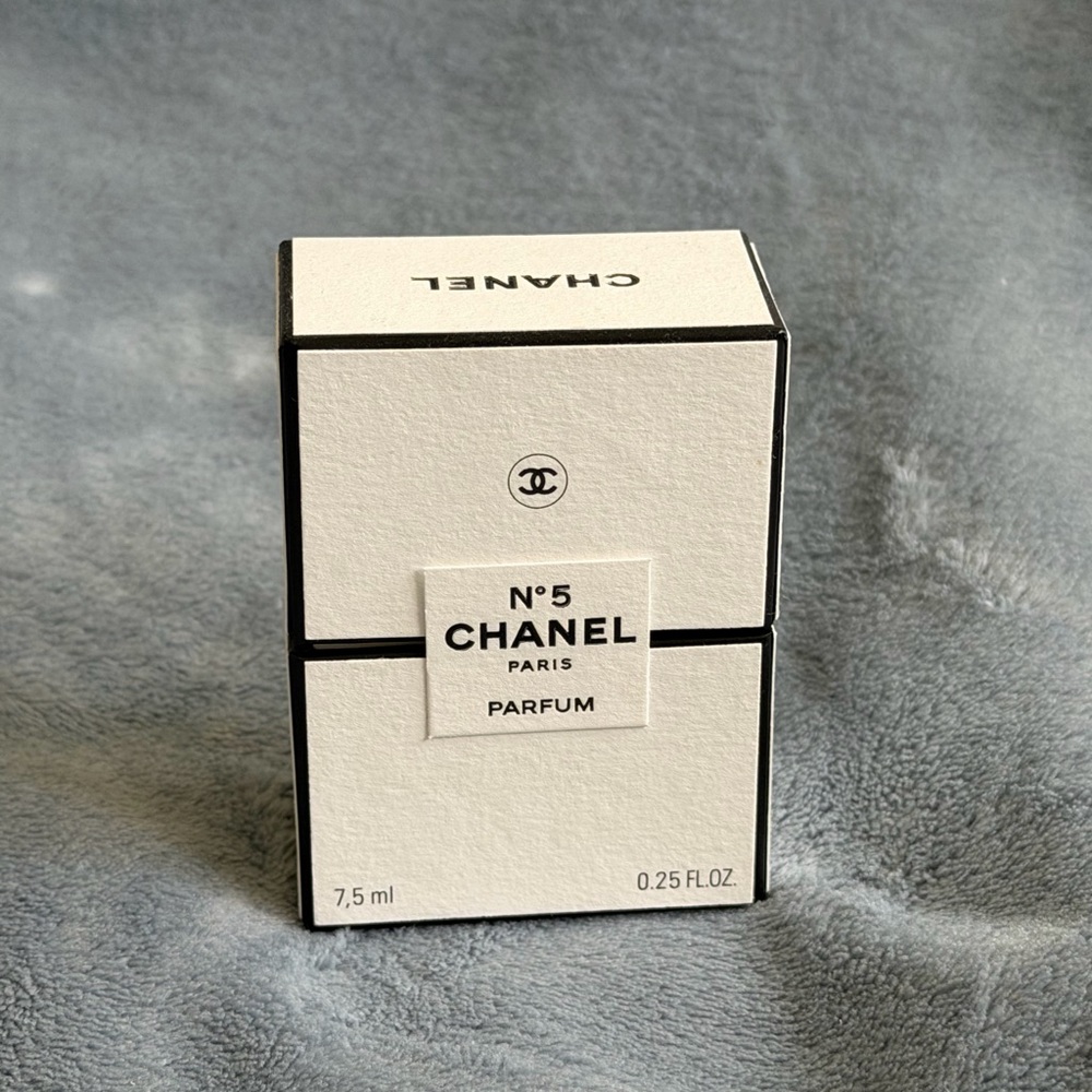 CHANEL No.5